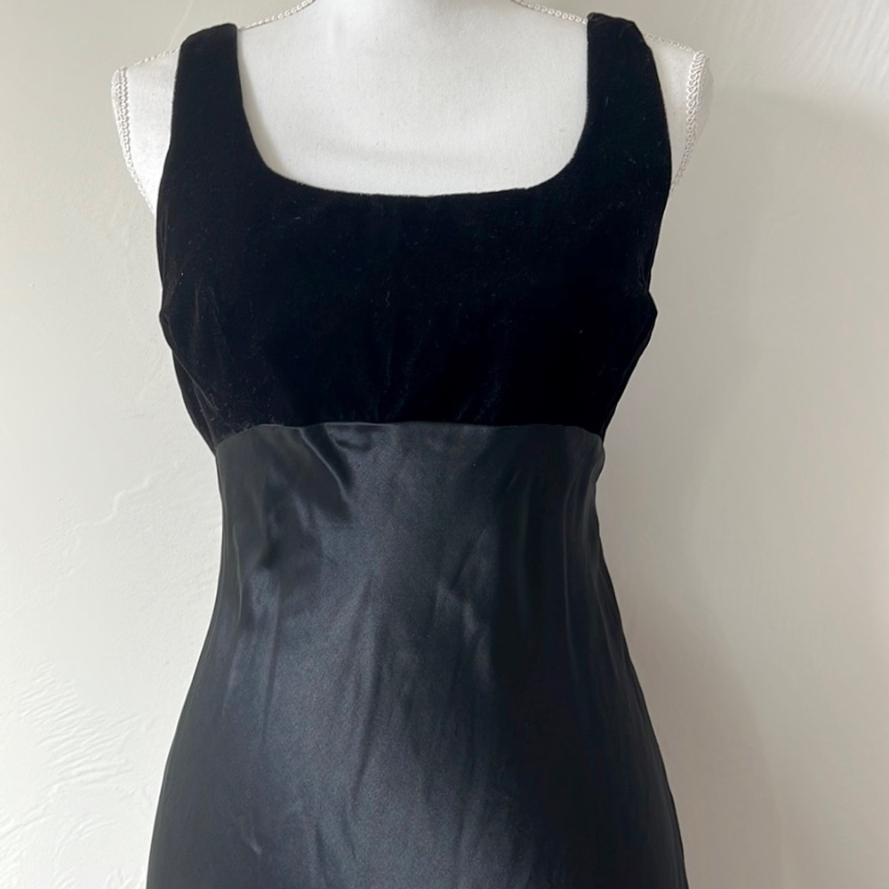 Vintage Rampage Goth Gown - Picture 7 of 14